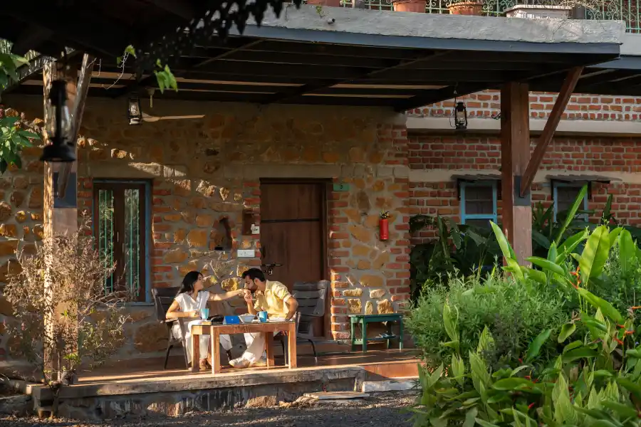 SaffronStays Lake House, Nashik