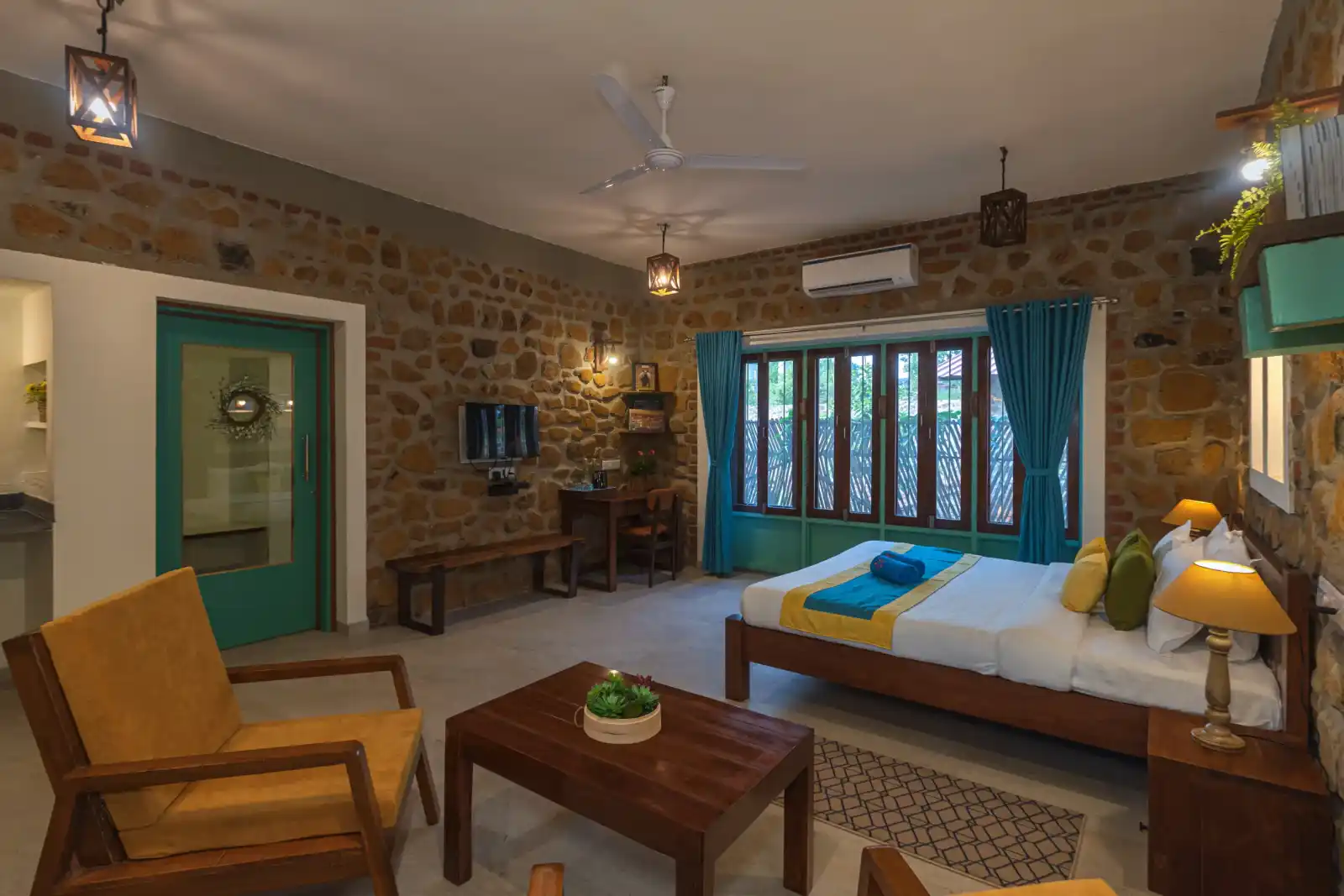 SaffronStays Lake House, Nashik