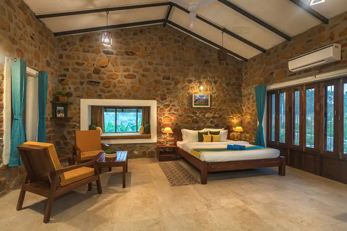 SaffronStays Lake House, Nashik