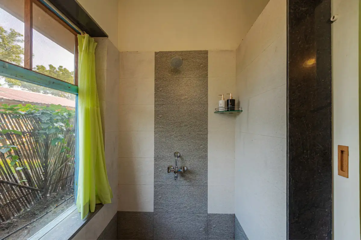 SaffronStays Lake House, Nashik