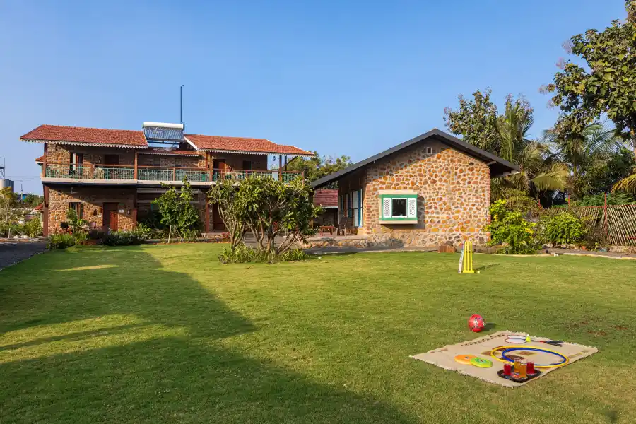 SaffronStays Lake House, Nashik