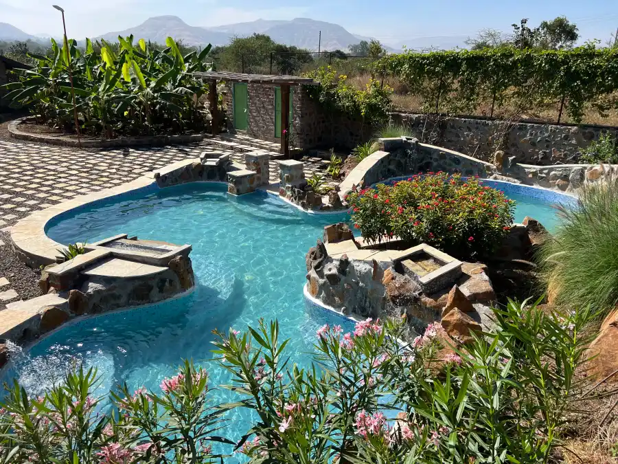 SaffronStays Lake House, Nashik
