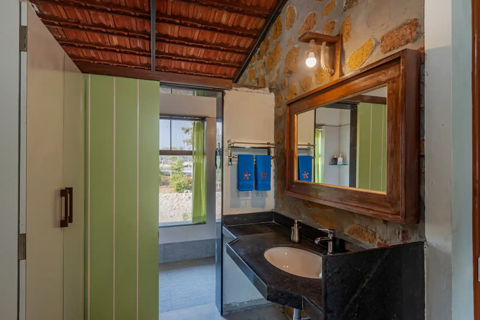 SaffronStays Lake House, Nashik