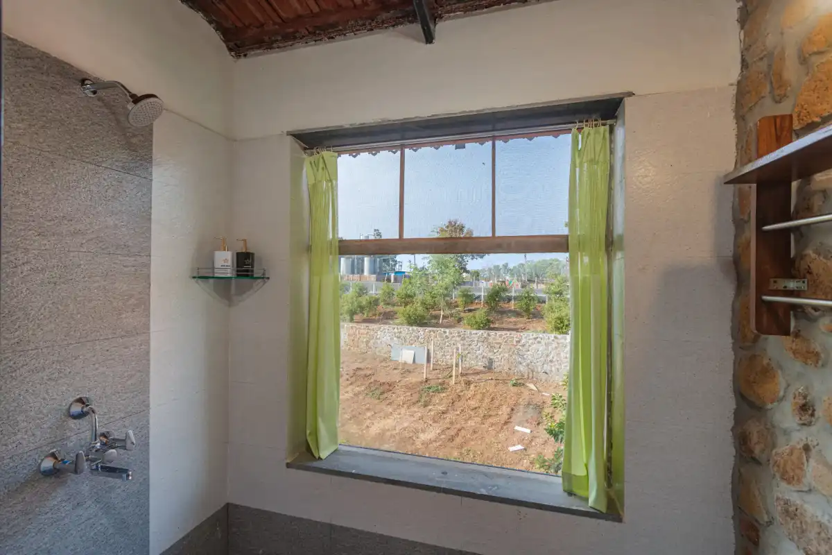 SaffronStays Lake House, Nashik