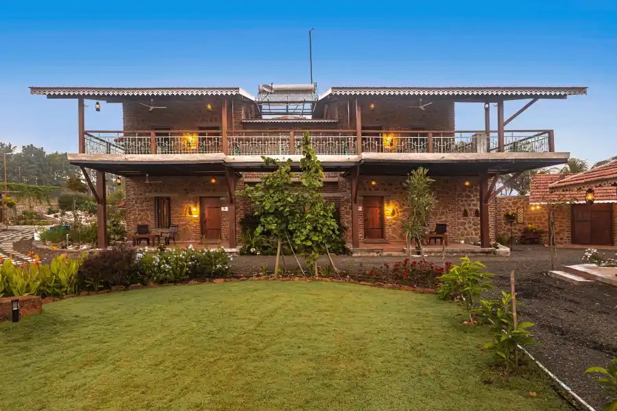 SaffronStays Lake House, Nashik