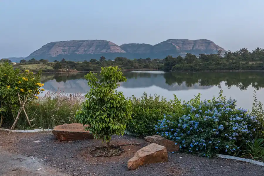 SaffronStays Lake House, Nashik