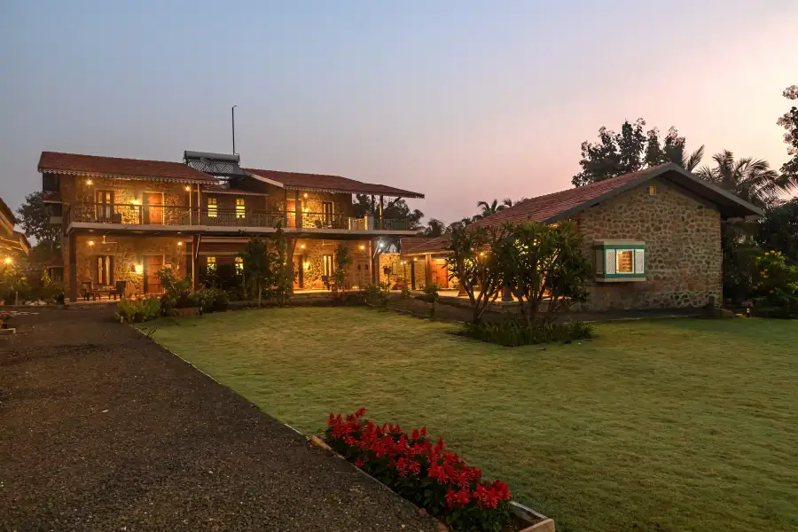 SaffronStays Lake House, Nashik