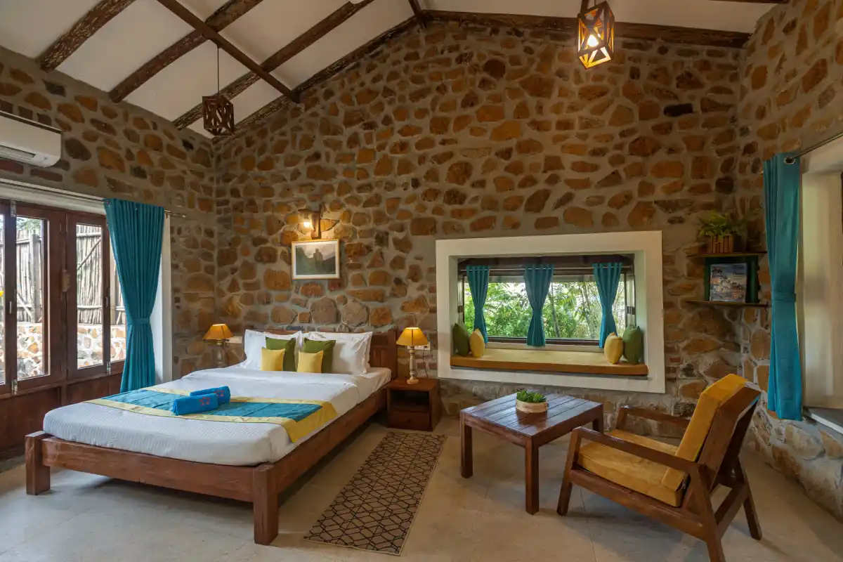 SaffronStays Lake House, Nashik
