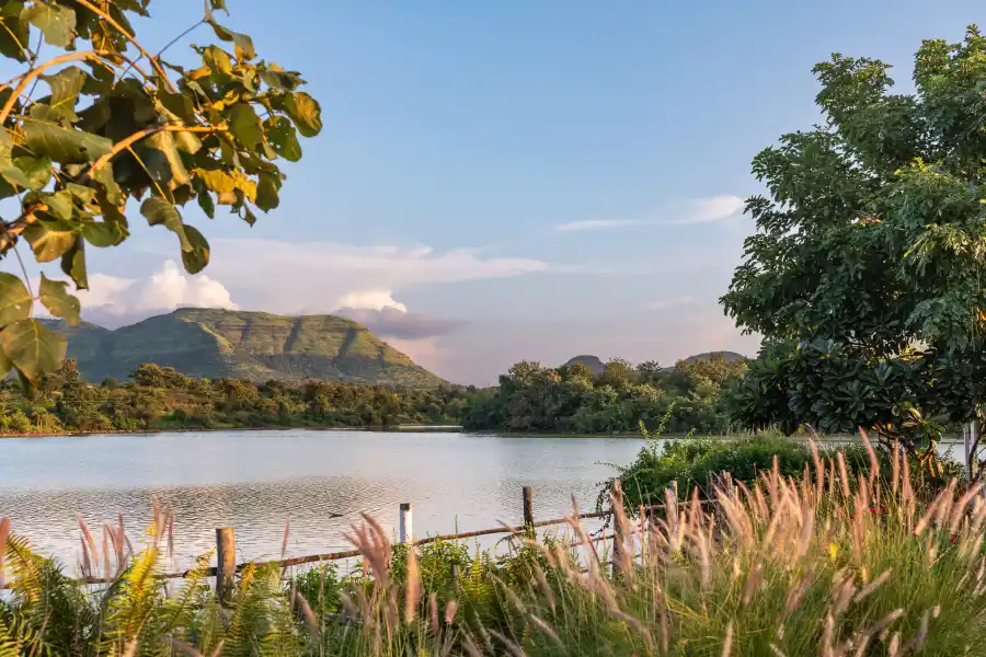 SaffronStays Lake House, Nashik
