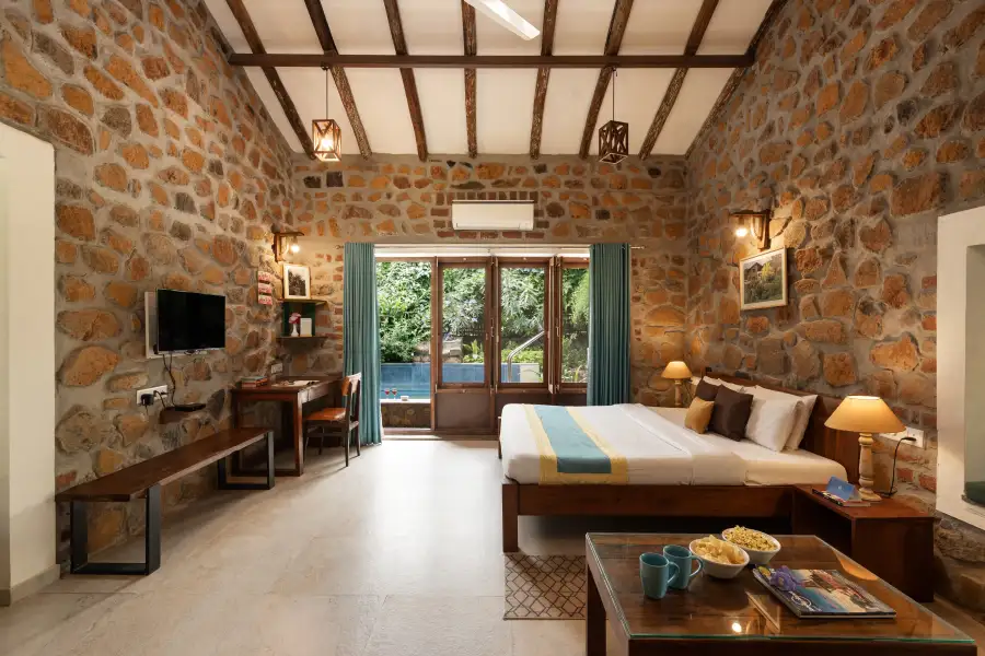 SaffronStays Lake House, Nashik