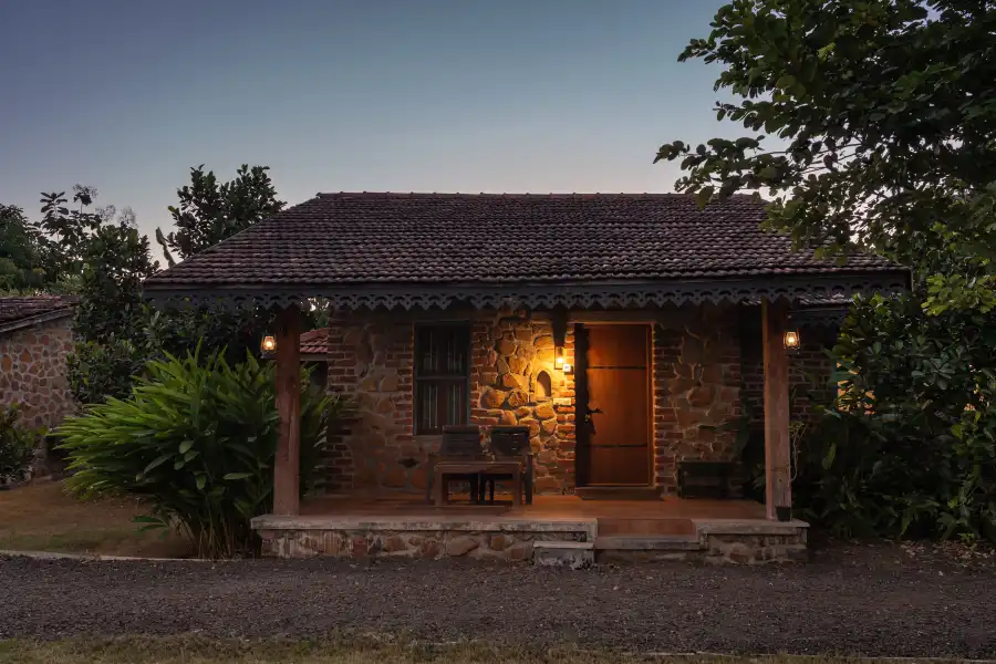 SaffronStays Lake House, Nashik