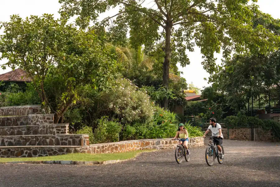 SaffronStays Lake House, Nashik