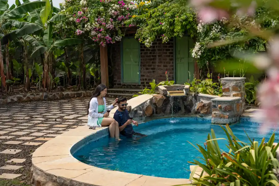 SaffronStays Lake House, Nashik