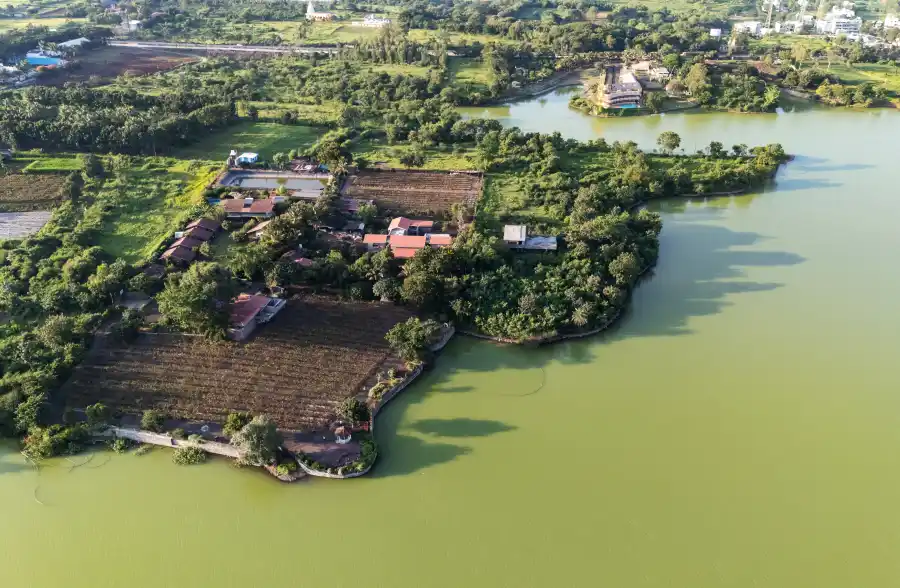 SaffronStays Lake House, Nashik