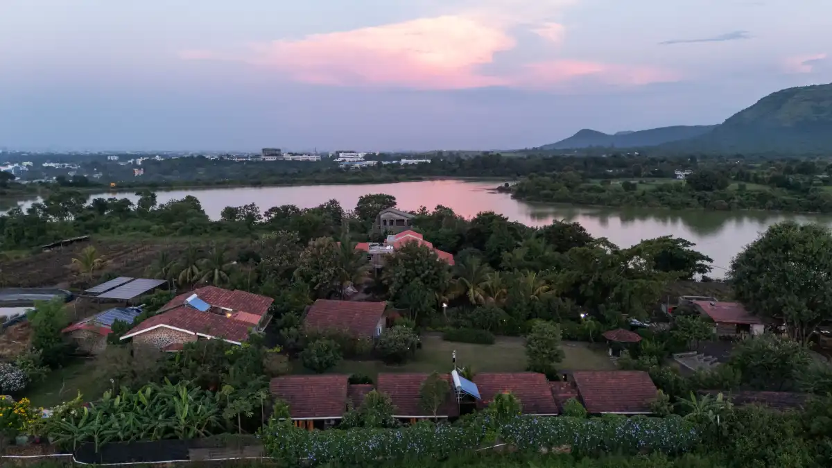 SaffronStays Lake House, Nashik