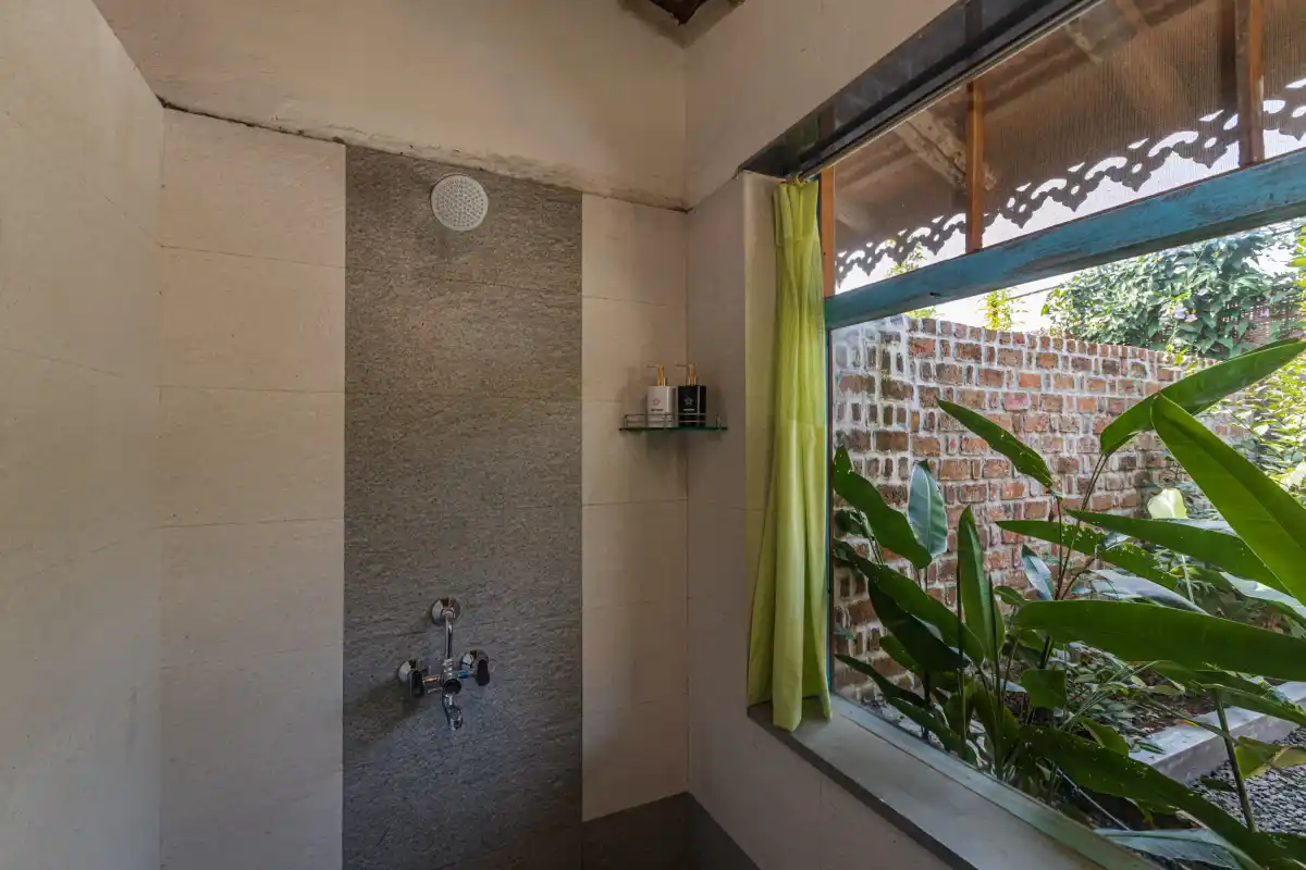 SaffronStays Lake House, Nashik