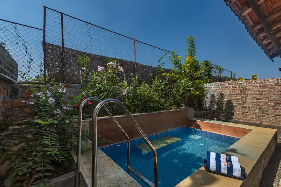 SaffronStays Lake House, Nashik