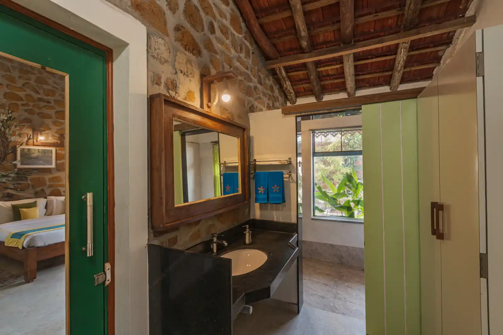 SaffronStays Lake House, Nashik