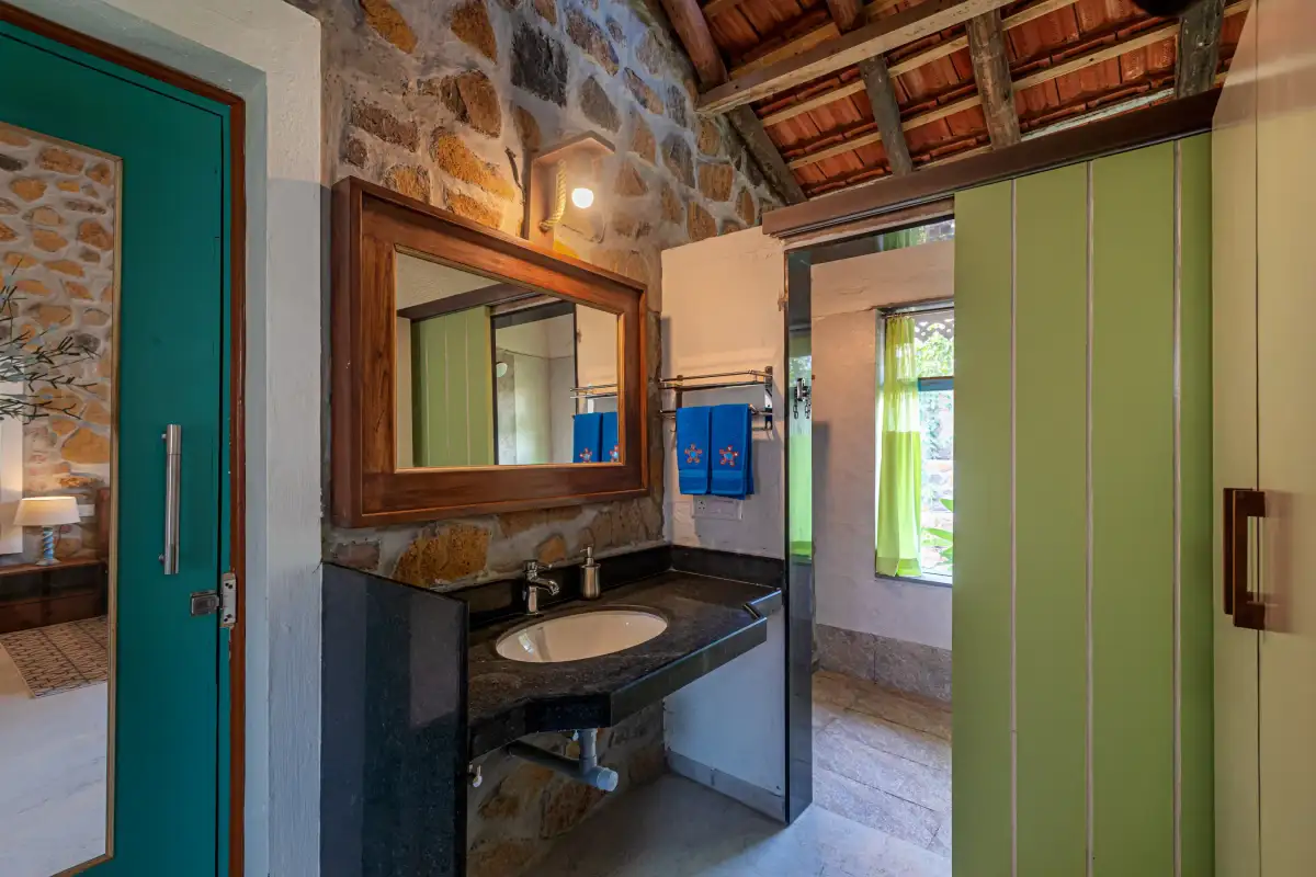 SaffronStays Lake House, Nashik