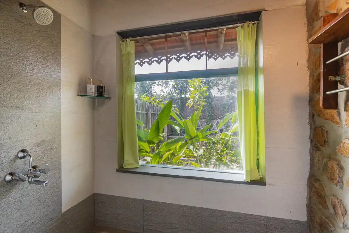 SaffronStays Lake House, Nashik