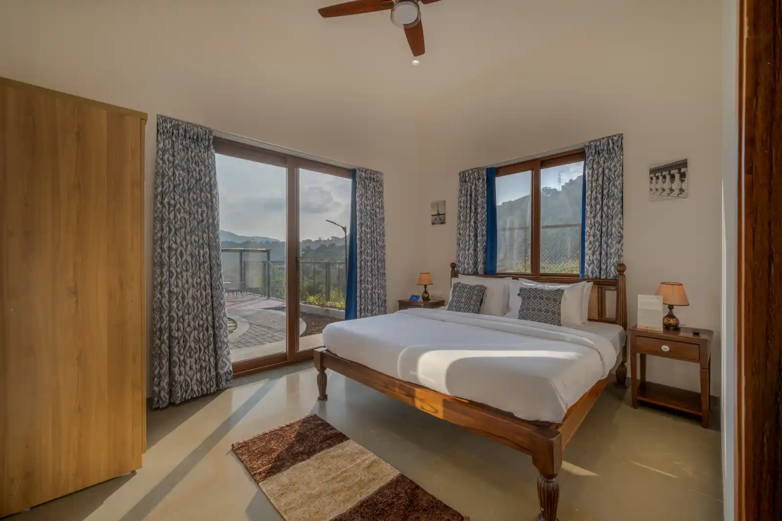 SaffronStays Lakefront Nivriti, Pune