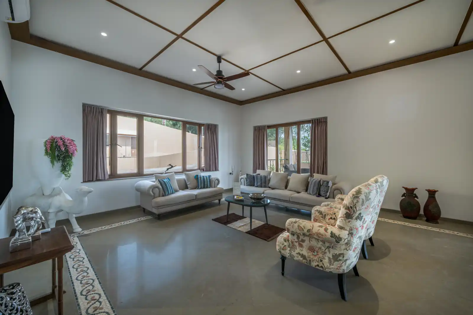 SaffronStays Lakefront Nivriti, Pune