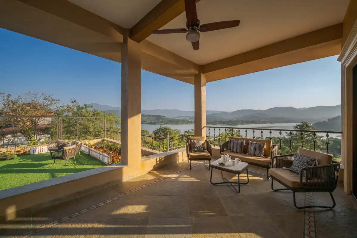 SaffronStays Lakefront Nivriti, Pune