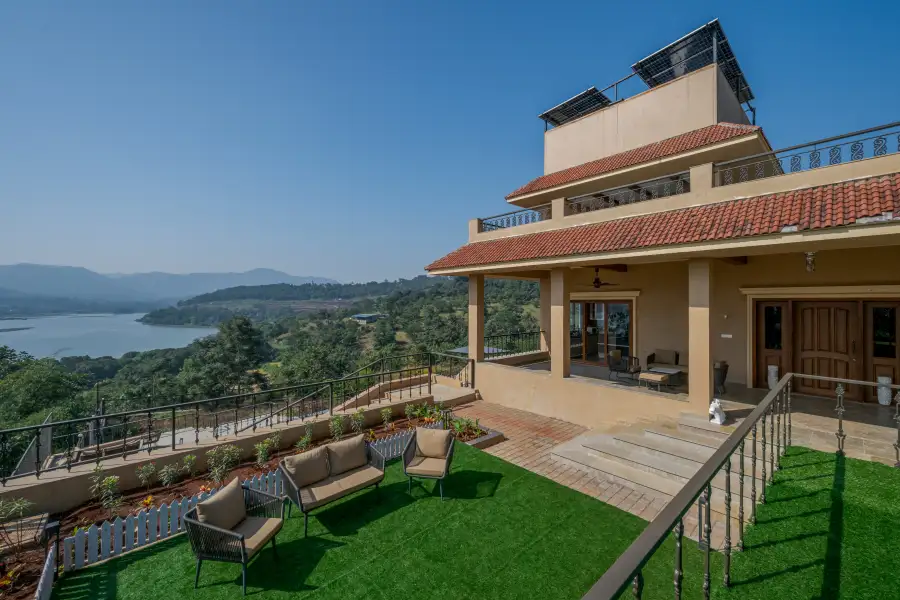 SaffronStays Lakefront Nivriti, Pune