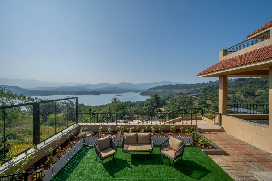 SaffronStays Lakefront Nivriti, Pune