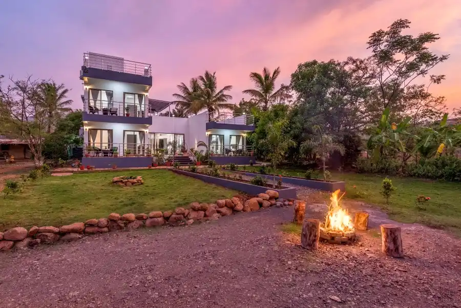 SaffronStays Lakeview Nivara, Pune