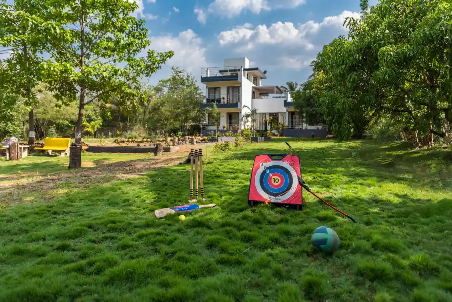 SaffronStays Lakeview Nivara, Pune