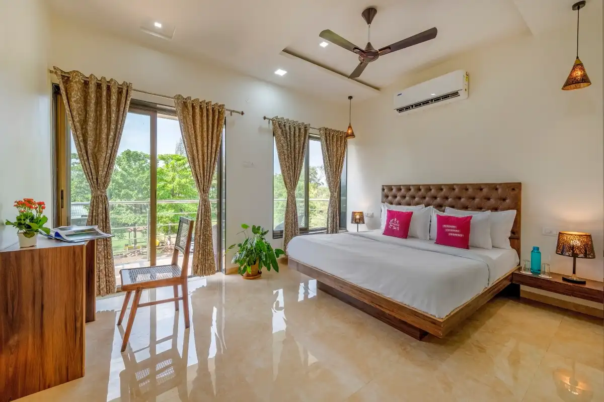 SaffronStays Lakeview Nivara, Pune