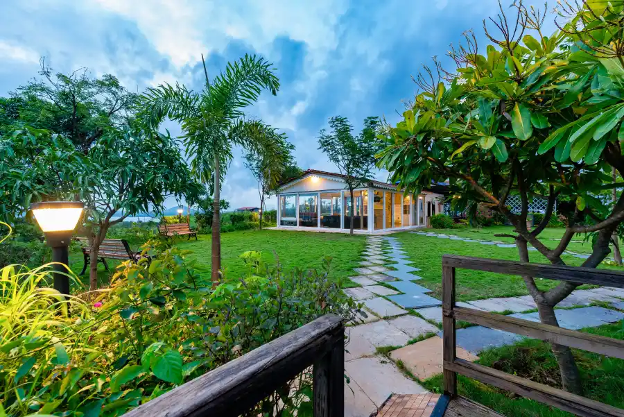SaffronStays Le Soil, Igatpuri