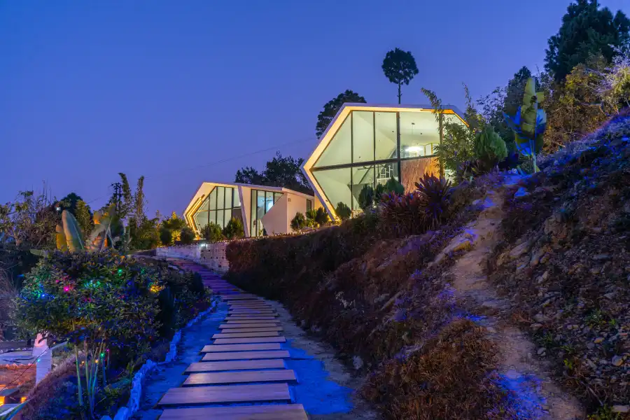 SaffronStays Luna Celeste, Ranikhet