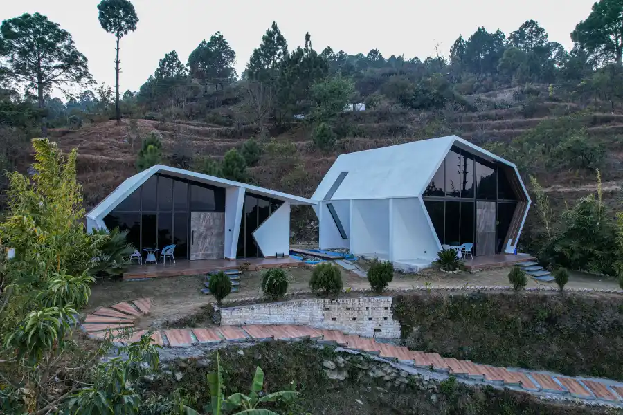 SaffronStays Luna Celeste, Ranikhet