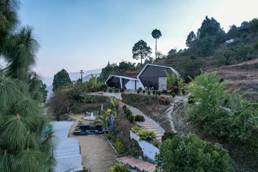 SaffronStays Luna Celeste, Ranikhet