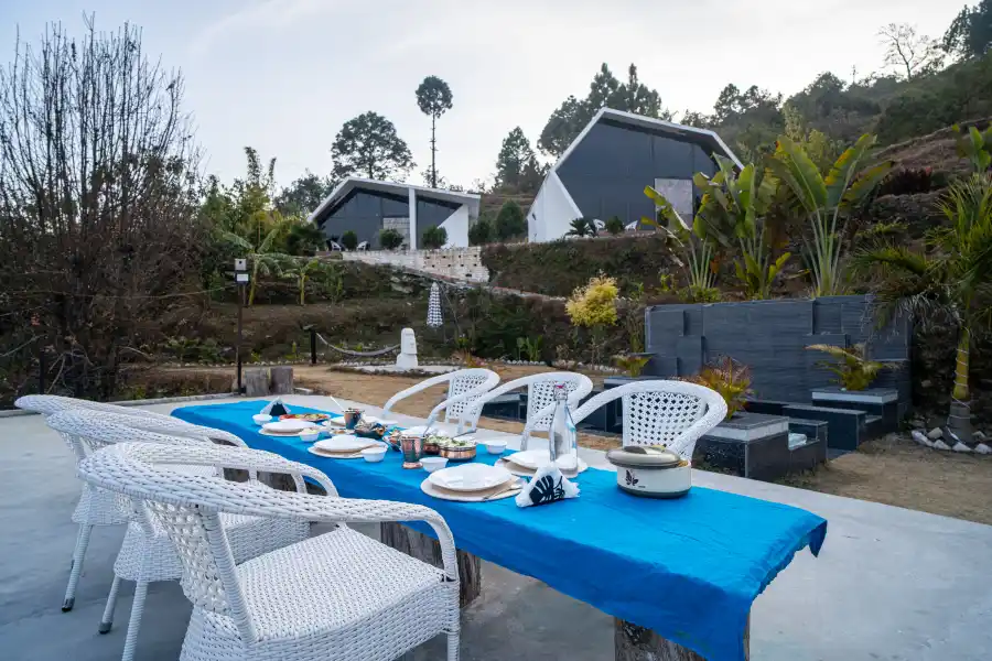 SaffronStays Luna Celeste, Ranikhet
