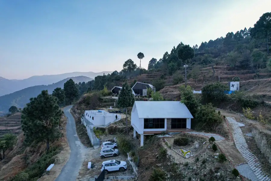 SaffronStays Luna Celeste, Ranikhet