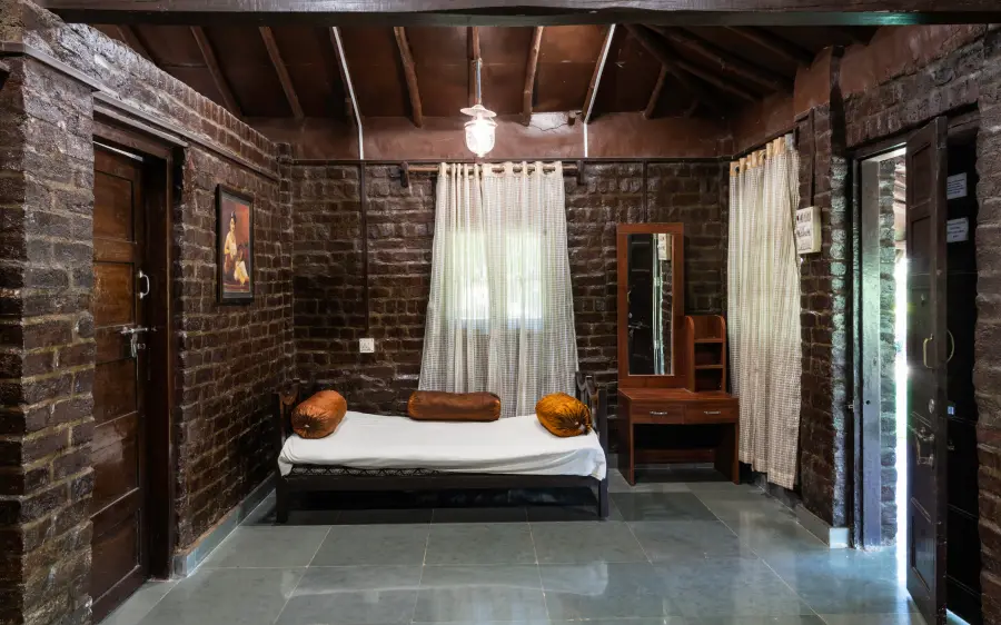 SaffronStays Mango Huts, Pali