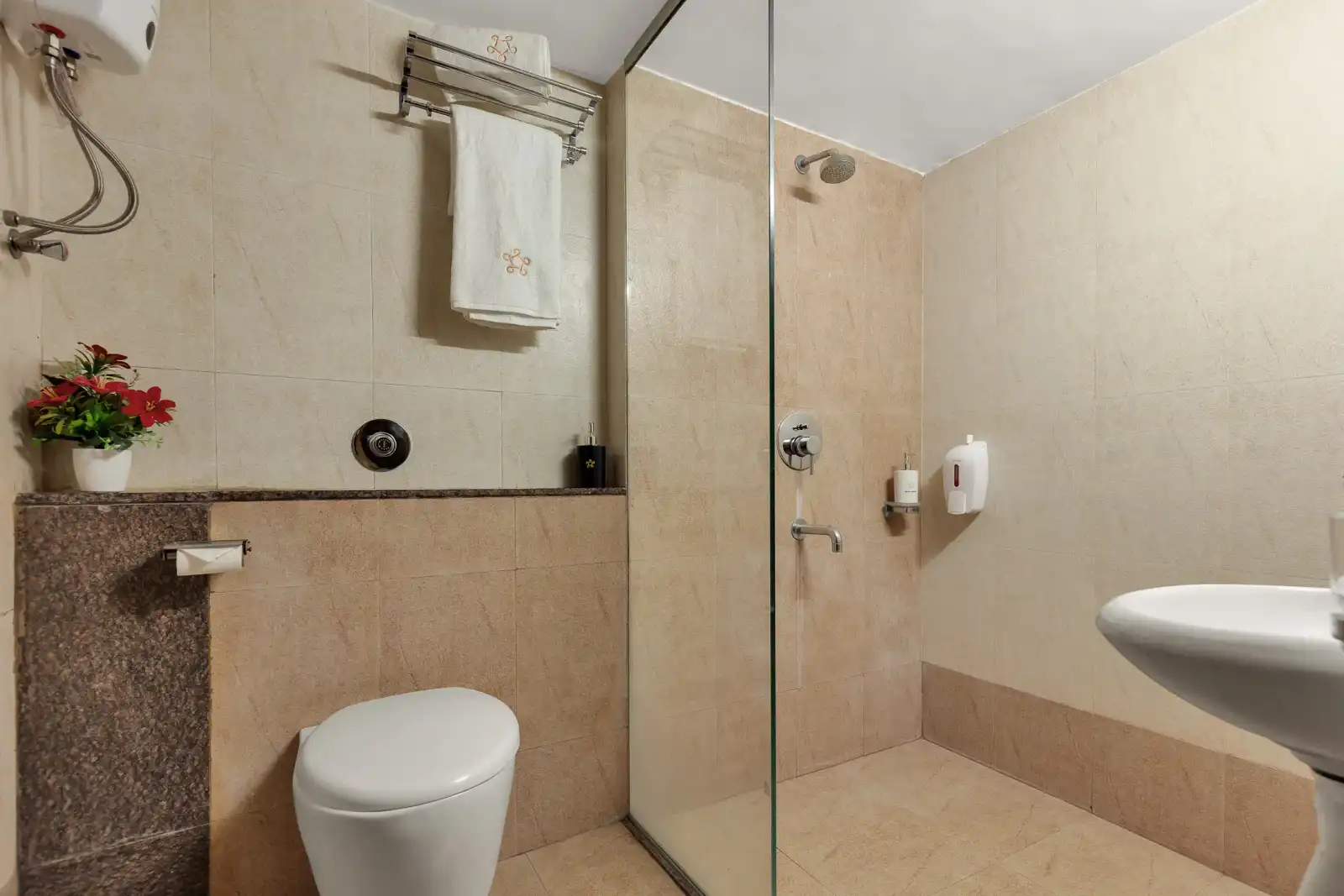 SaffronStays Mango Vino, Nashik