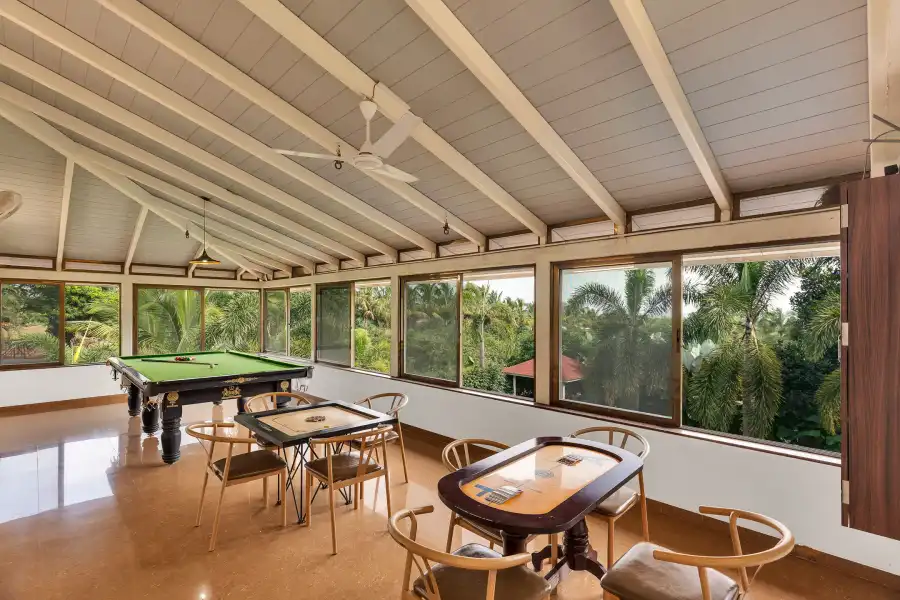 SaffronStays Mango Vino, Nashik