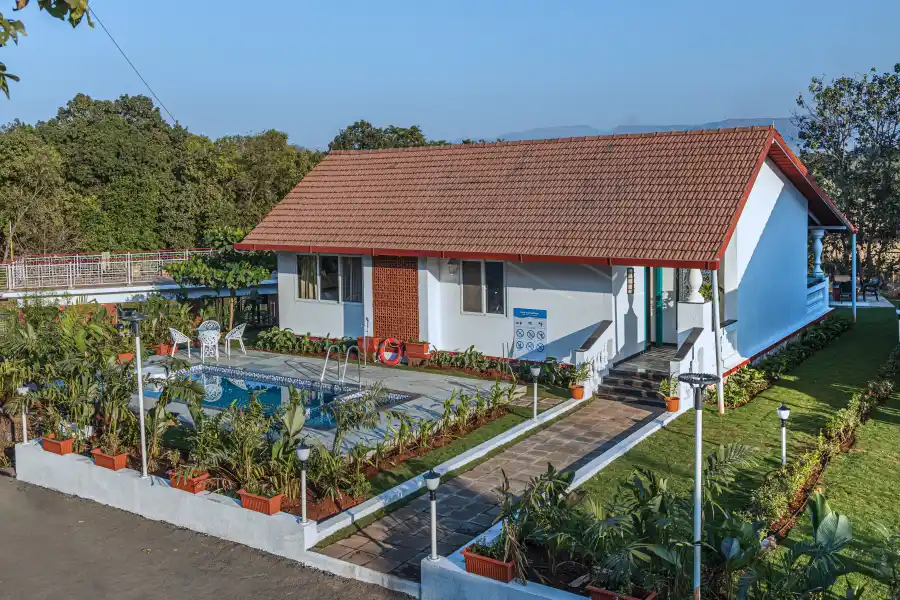 SaffronStays Mariposa, Karjat