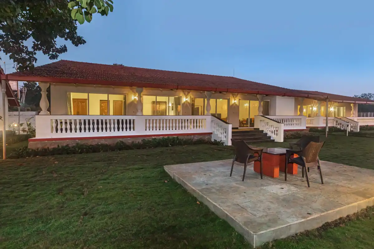 SaffronStays Mariposa, Karjat