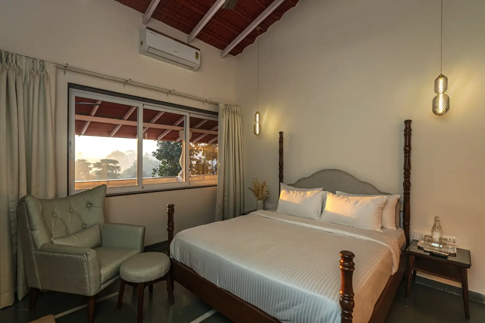 SaffronStays Mariposa, Karjat