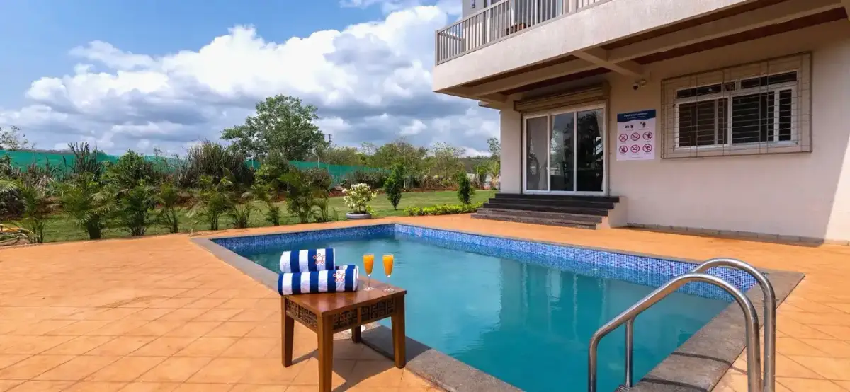 SaffronStays Midori, Kolad