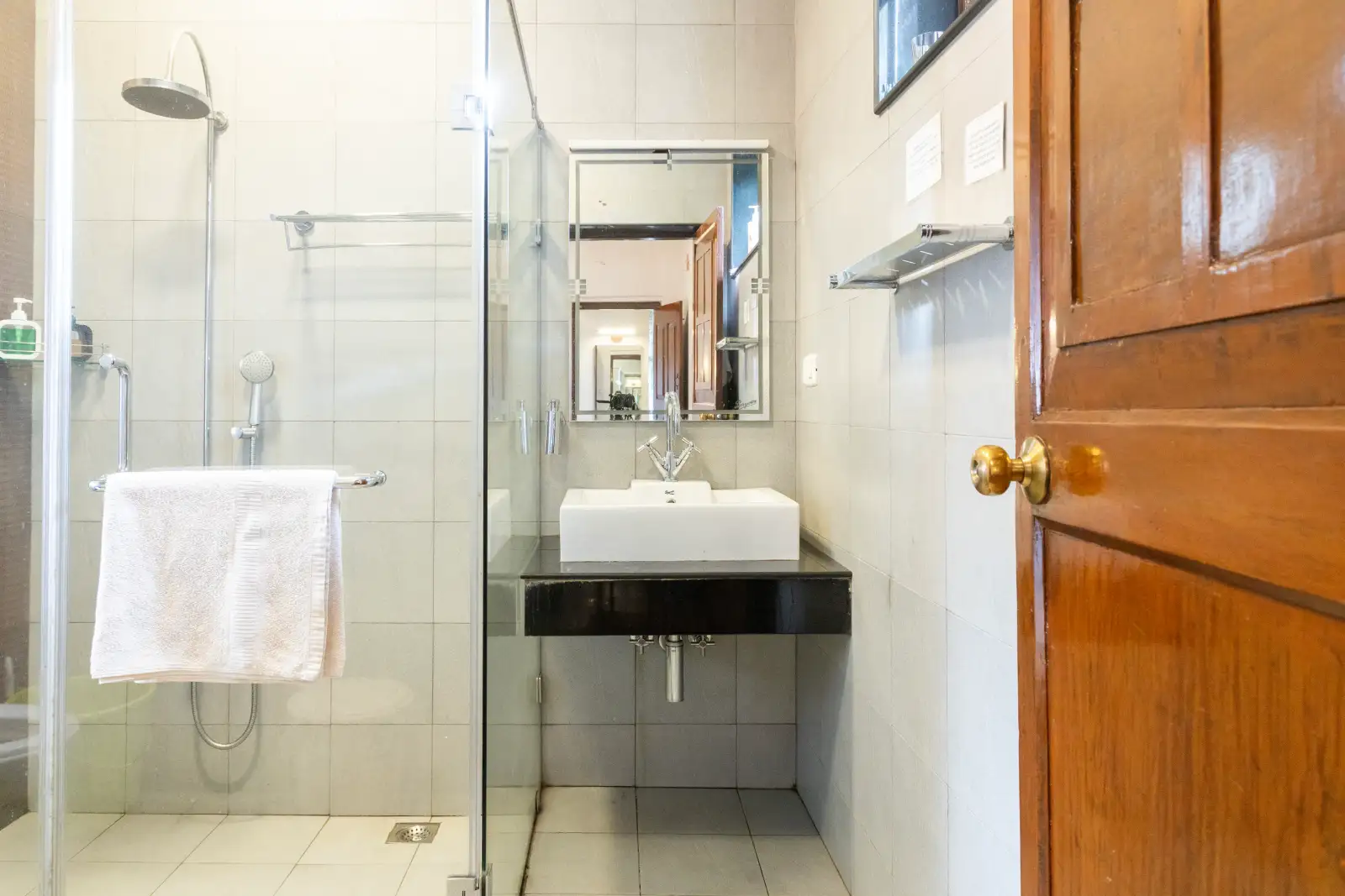 SaffronStays Milton Abbott, Ooty