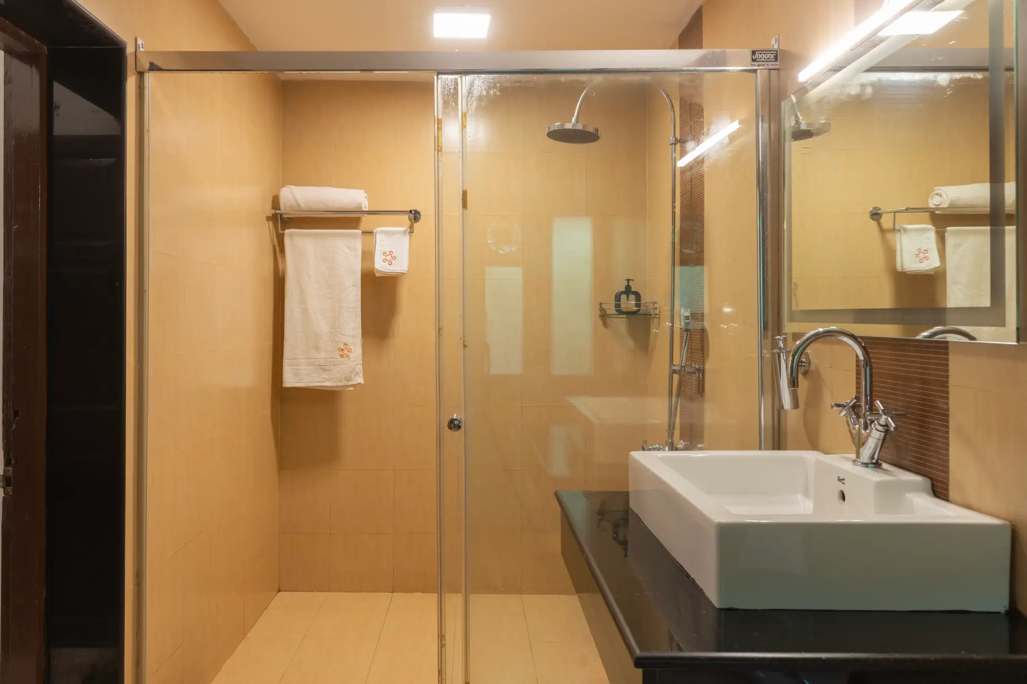 SaffronStays Milton Abbott, Ooty