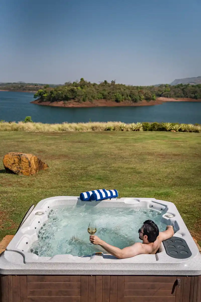 SaffronStays Moira, Kamshet