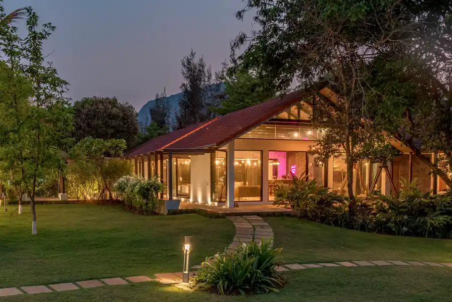 SaffronStays Moira, Kamshet