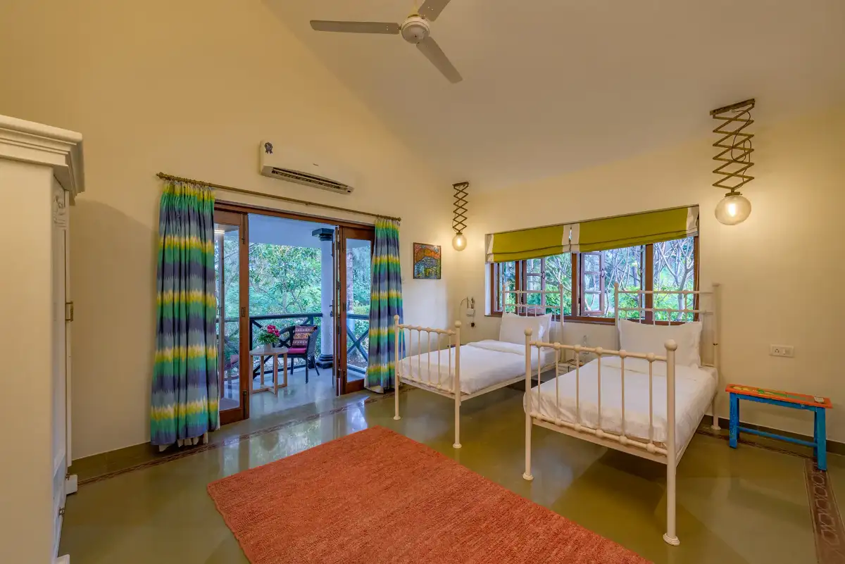 SaffronStays Moira, Kamshet